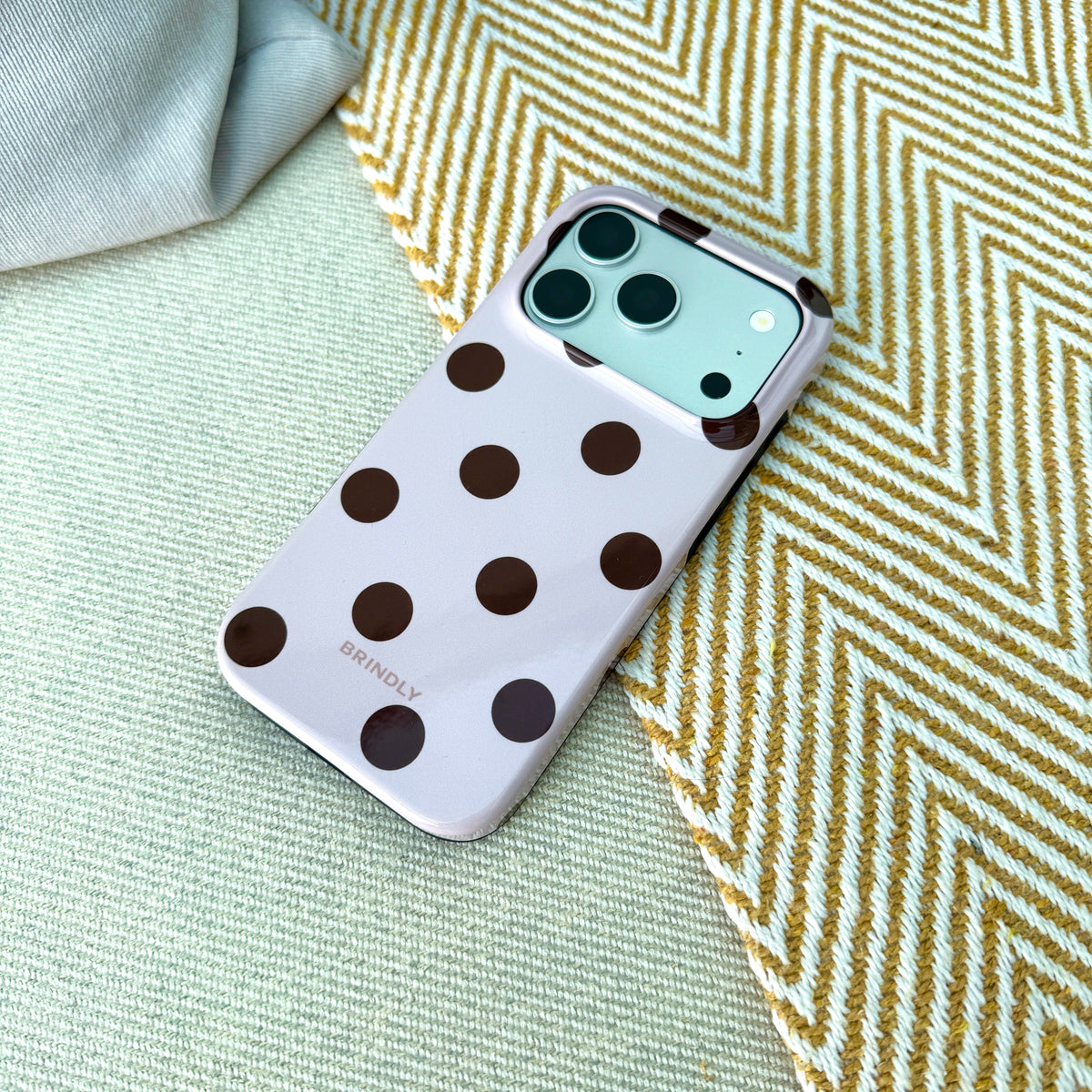 Mocha Dot - MagSafe Tough Phone Case